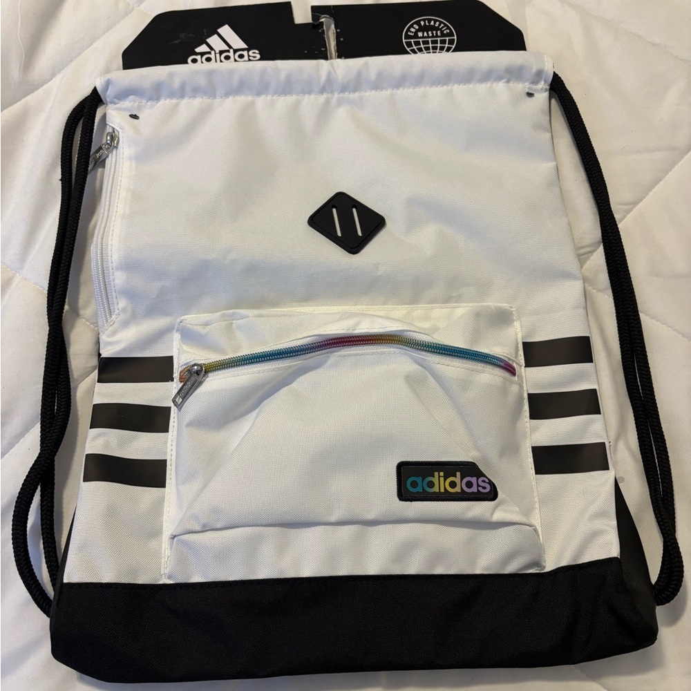NWT Adidas White and Black Classic Drawstring Bag